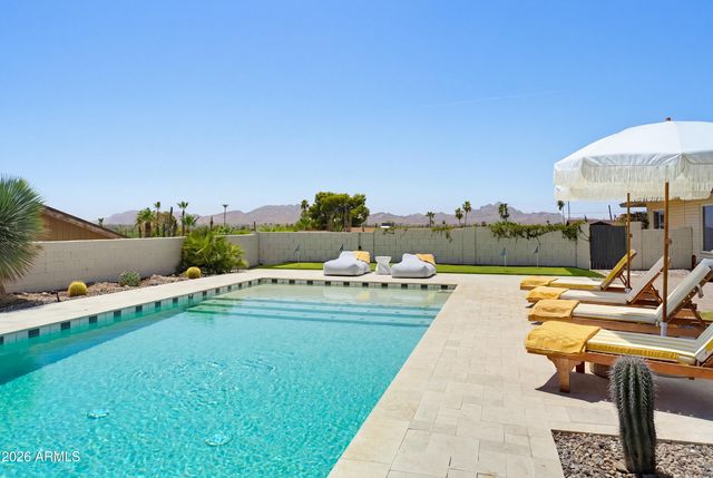 2810 E Joan D'Arc Avenue, Phoenix, AZ 85032