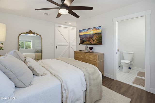 2810 E Joan D'Arc Avenue, Phoenix, AZ 85032