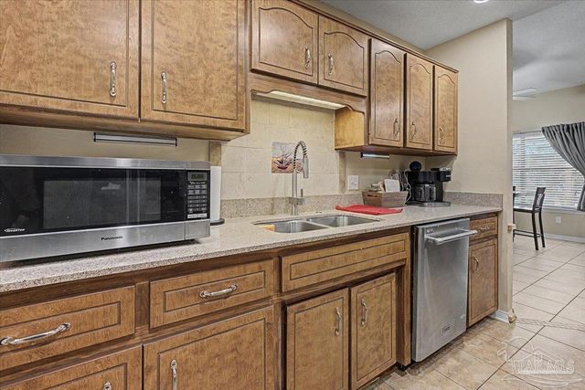 12858 Lillian Hwy, Pensacola, FL 32506