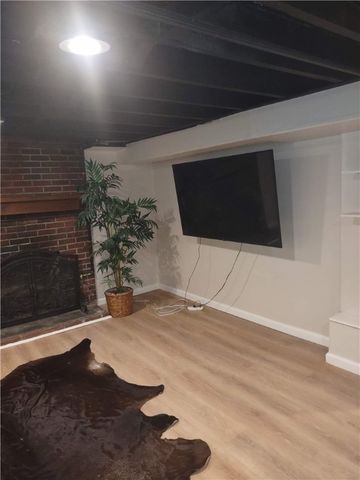 300 Highland Rd, Penn Hills, PA 15235