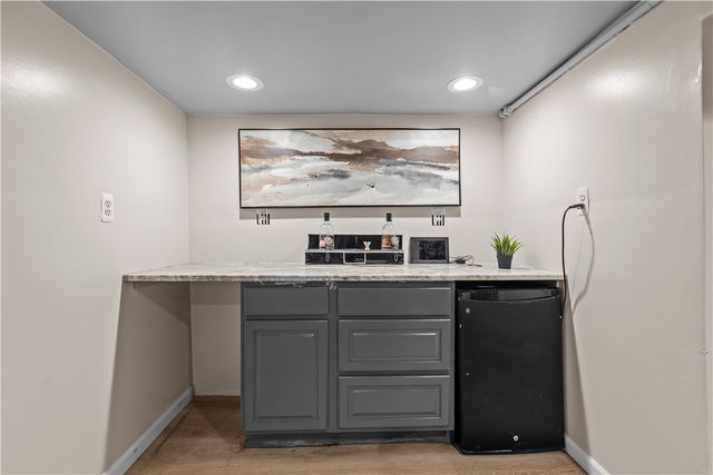 300 Highland Rd, Penn Hills, PA 15235