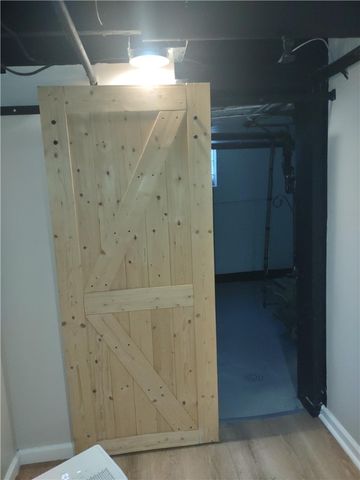 300 Highland Rd, Penn Hills, PA 15235