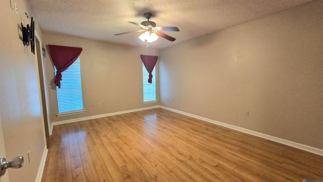 15833 Hewwood Ave, Baton Rouge, LA 70816