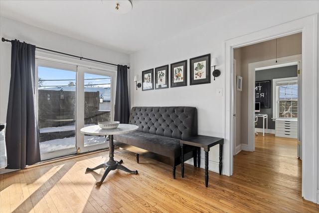 330 E Saint Charles Road, Elmhurst, IL 60126