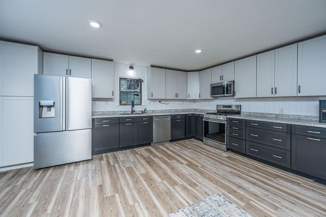 112 King Street, Summerville, SC 29483