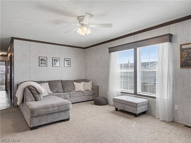 4822 Valley Hills Drive, Ravenna, OH 44266