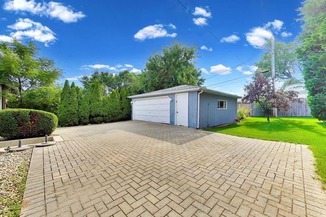 4904 Western Avenue, Downers Grove, IL 60515