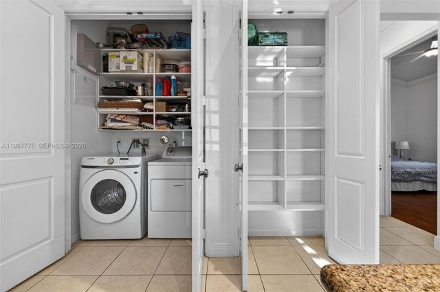 12490 NW 33rd St, Sunrise, FL 33323