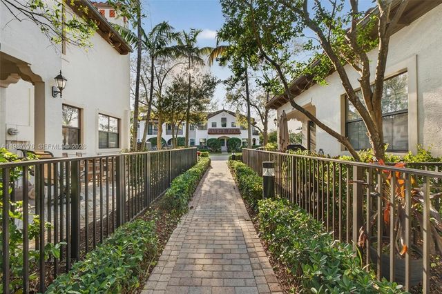 12490 NW 33rd St, Sunrise, FL 33323