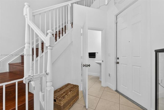 12490 NW 33rd St, Sunrise, FL 33323