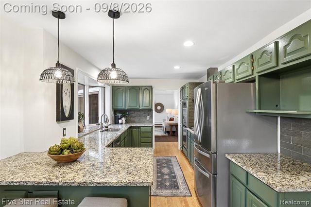 9045 Commerce Road, Commerce Twp, MI 48382