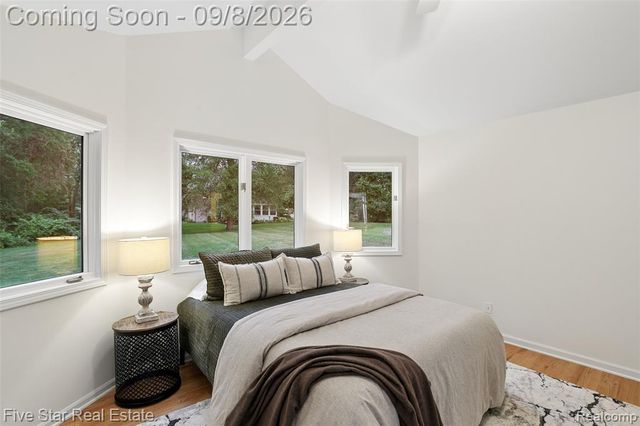 9045 Commerce Road, Commerce Twp, MI 48382