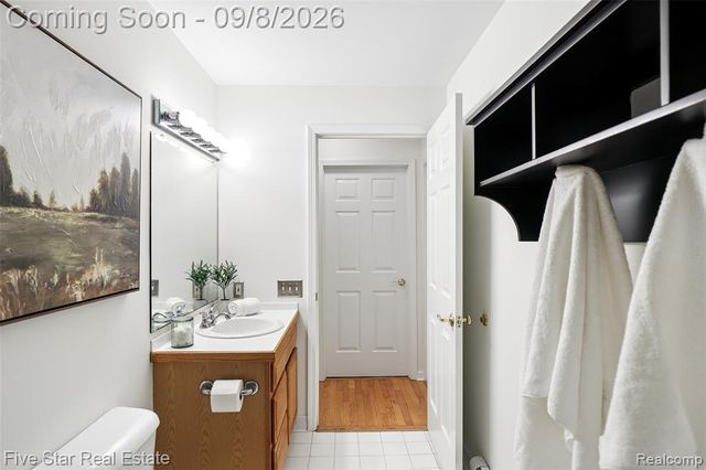 9045 Commerce Road, Commerce Twp, MI 48382