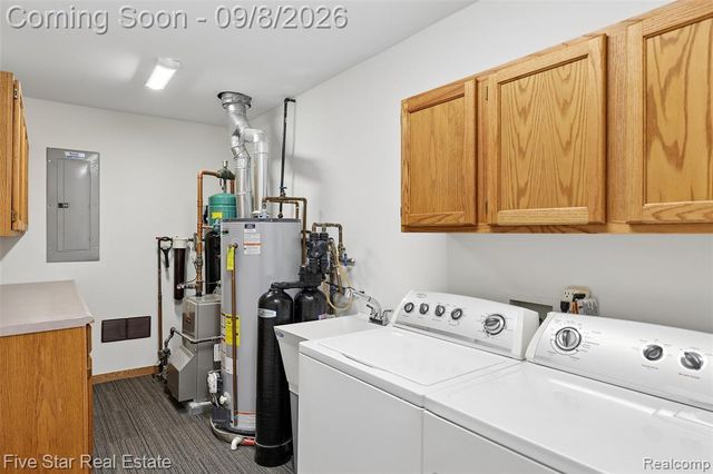 9045 Commerce Road, Commerce Twp, MI 48382
