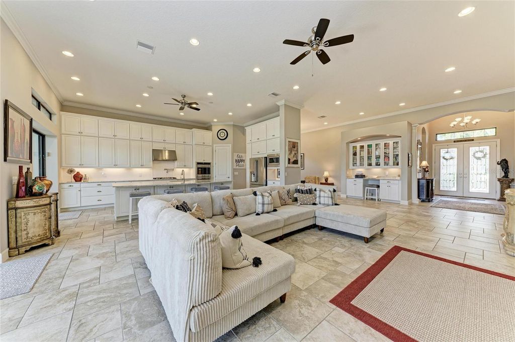 Image 13 of property listing at 13108 TREVISO DRIVE, Bradenton, FL 34211