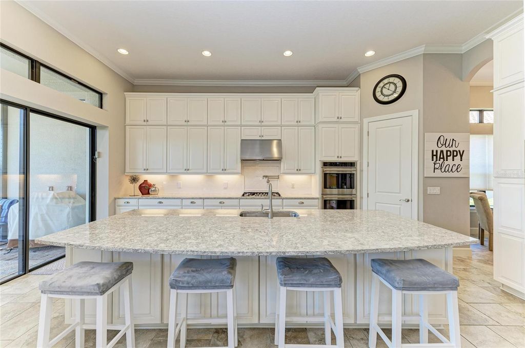 Image 16 of property listing at 13108 TREVISO DRIVE, Bradenton, FL 34211