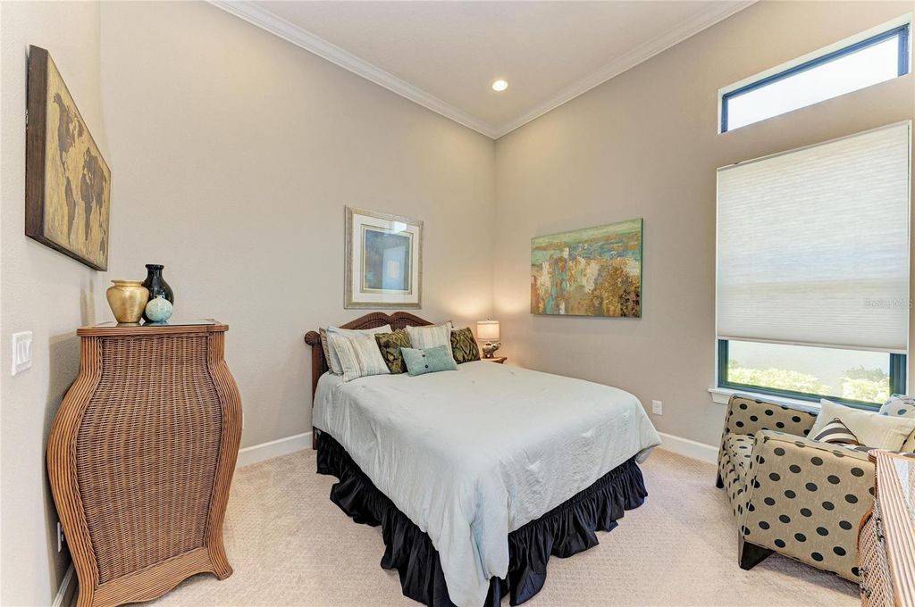 Image 37 of property listing at 13108 TREVISO DRIVE, Bradenton, FL 34211