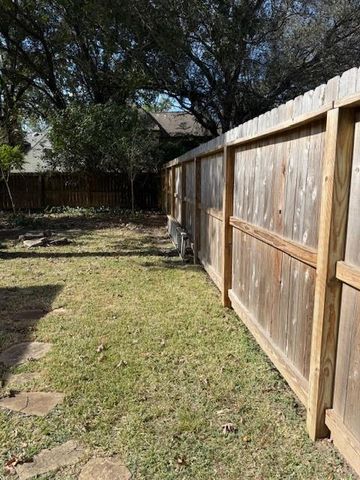 1207 Mabry Mill Road, Houston, TX 77062