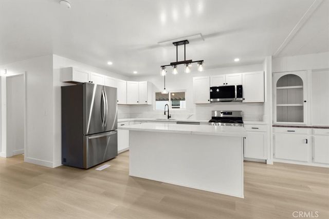 80 Huntington 701, Huntington Beach, CA 92648