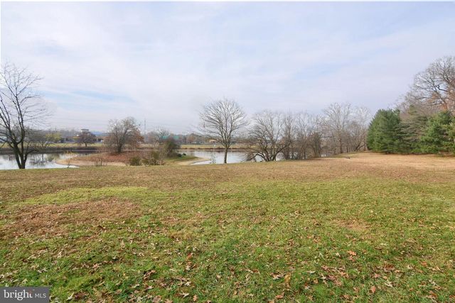 1666 ALBERMARLE DR, Crofton, MD 21114
