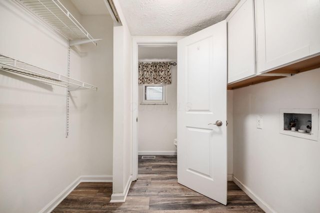 2421 Yates Avenue, Grove City, OH 43123