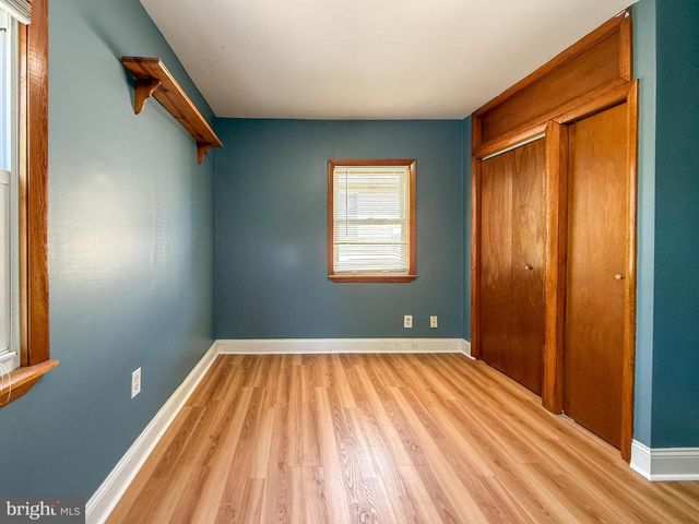 204 BARKER AVE, Sharon Hill, PA 19079