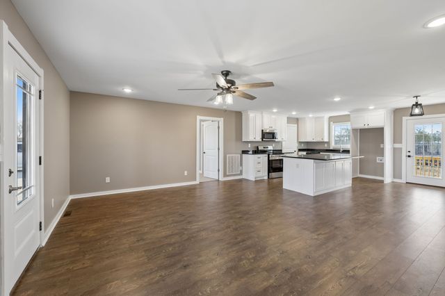 184 Ashmore Rd, Summertown, TN 38483