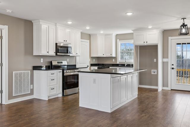 184 Ashmore Rd, Summertown, TN 38483