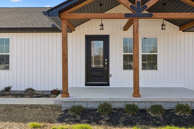 184 Ashmore Rd, Summertown, TN 38483