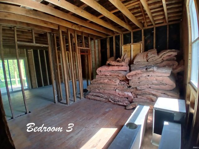 1569 Old Hwy 60 W, Mitchell, IN 47446