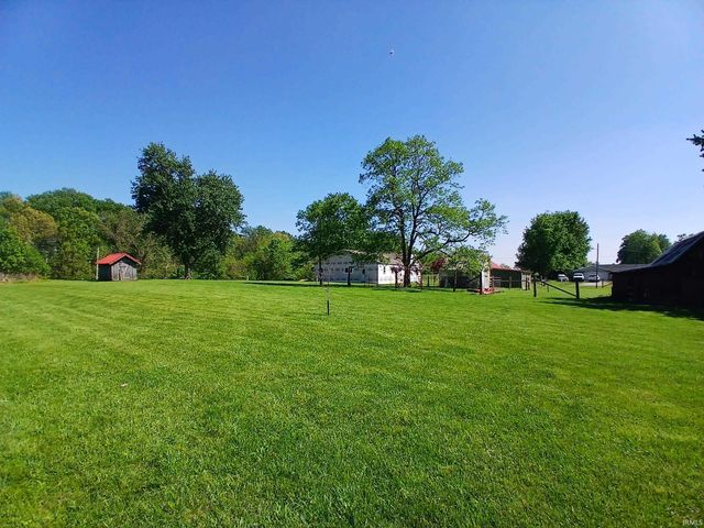 1569 Old Hwy 60 W, Mitchell, IN 47446