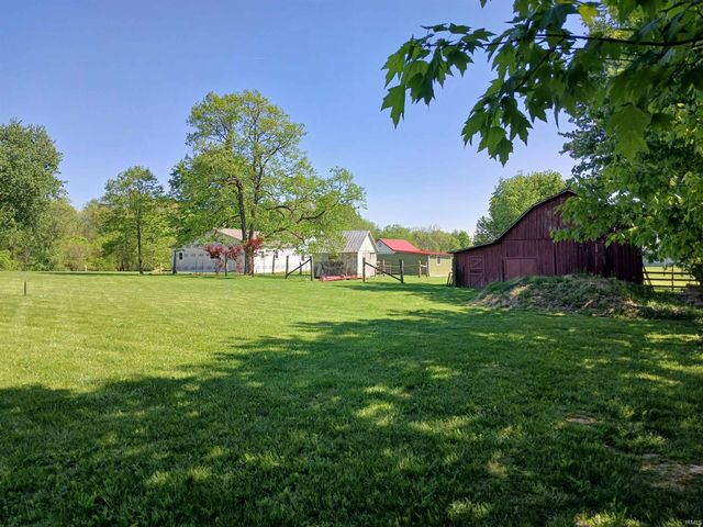 1569 Old Hwy 60 W, Mitchell, IN 47446