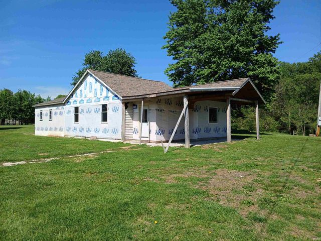 1569 Old Hwy 60 W, Mitchell, IN 47446