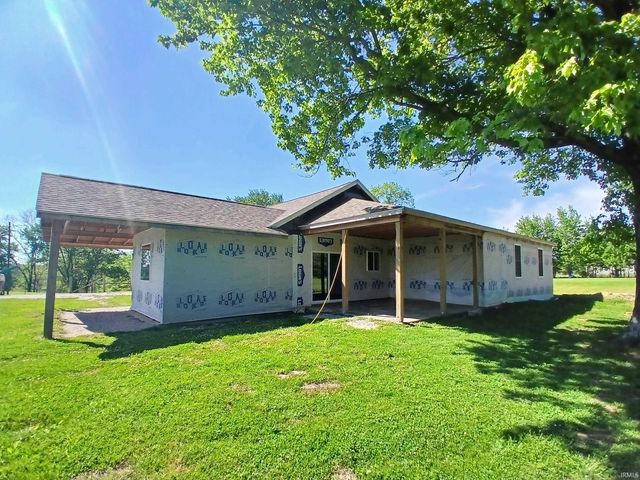 1569 Old Hwy 60 W, Mitchell, IN 47446