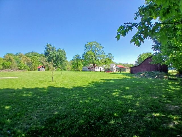 1569 Old Hwy 60 W, Mitchell, IN 47446