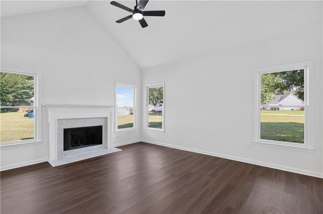 100 Winslow Court, Mcdonough, GA 30253