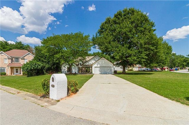 100 Winslow Court, Mcdonough, GA 30253