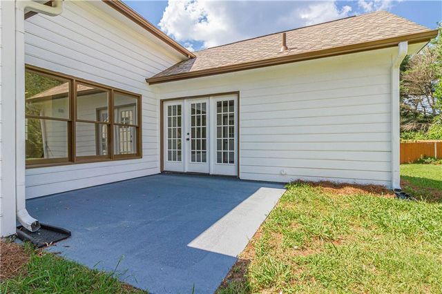 100 Winslow Court, Mcdonough, GA 30253