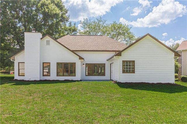 100 Winslow Court, Mcdonough, GA 30253
