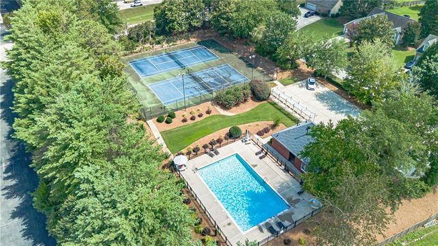 100 Winslow Court, Mcdonough, GA 30253