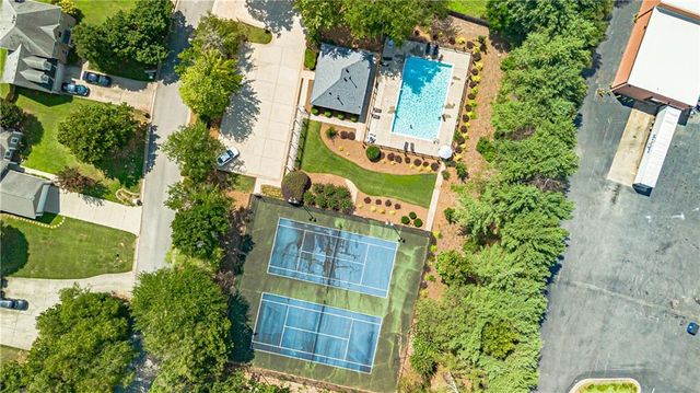 100 Winslow Court, Mcdonough, GA 30253