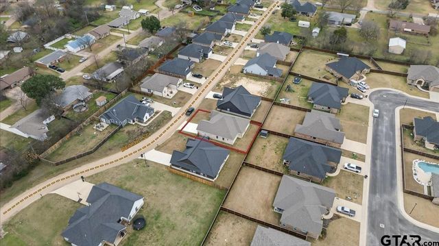 117 Bexar, Mabank, TX 75147