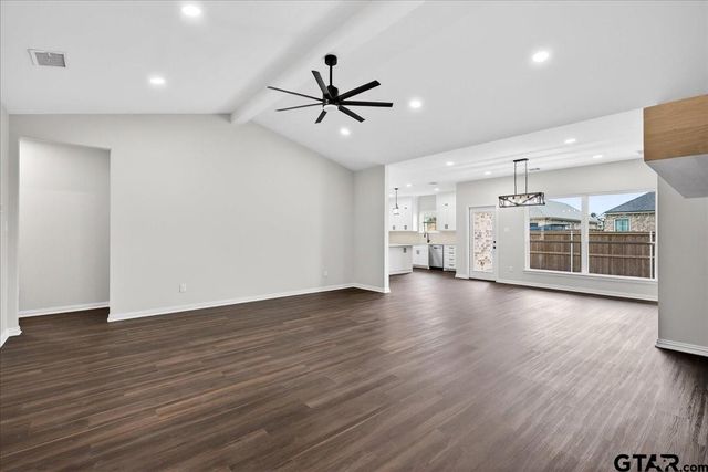 117 Bexar, Mabank, TX 75147