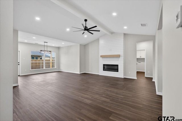 117 Bexar, Mabank, TX 75147