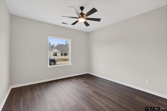 117 Bexar, Mabank, TX 75147