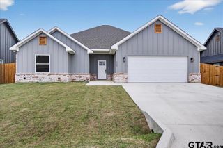 117 Bexar, Mabank, TX 75147