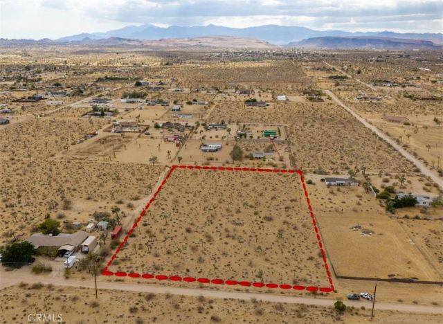 3786 Alta, Yucca Valley, CA 92284