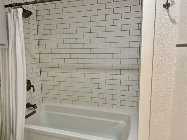 505 Galia Street, Bowie, TX 76230