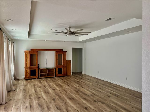 505 Galia Street, Bowie, TX 76230