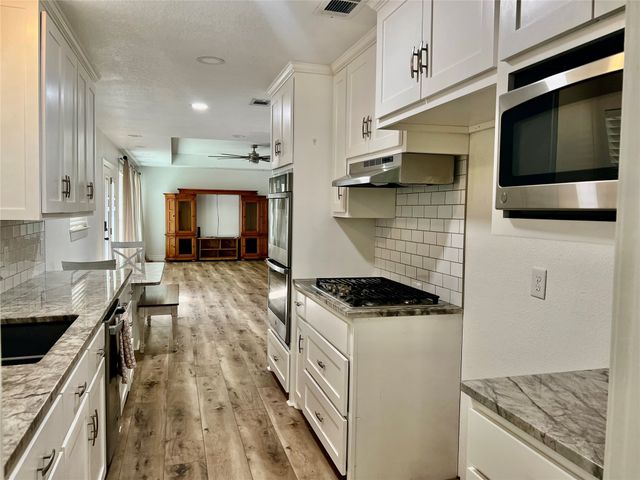 505 Galia Street, Bowie, TX 76230